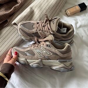 ( Women’s)New Balance 9060 Mushroom Timberwolf
